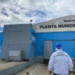 Se realizan trabajos de mejora en la infraestructura de la planta de faena municipal.