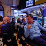El riesgo país tocó el nivel más bajo en la era Milei tras la presentación del programa financiero